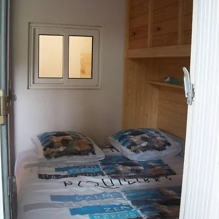En Rez-de-jardin: Piscine, Calme, Pinede, Parking, Terrasse, Proche Plage, Bbq - Fr-1-723-84 Apartamento Agde