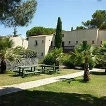 En Rez-de-jardin: Piscine, Calme, Pinede, Parking, Terrasse, Proche Plage, Bbq - Fr-1-723-84 Apartamento *