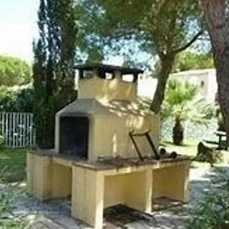 En Rez-de-jardin: Piscine, Calme, Pinede, Parking, Terrasse, Proche Plage, Bbq - Fr-1-723-84 Apartamento *